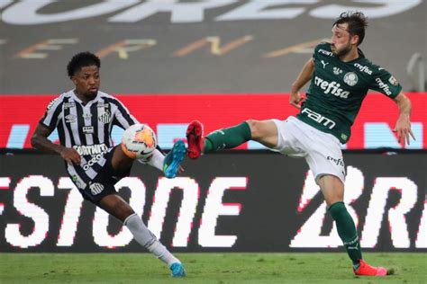 Matias vina profil), vereinsseiten (z.b. Vina trionfa in Libertadores | Il Milan lo "prenota" per ...