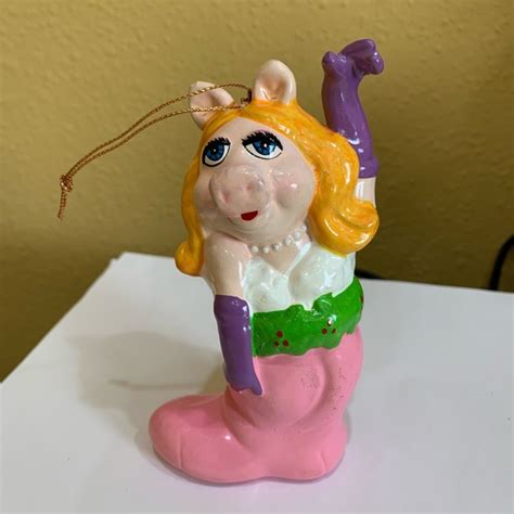 Henson And Associates Holiday Vintage Miss Piggy Christmas Ornament