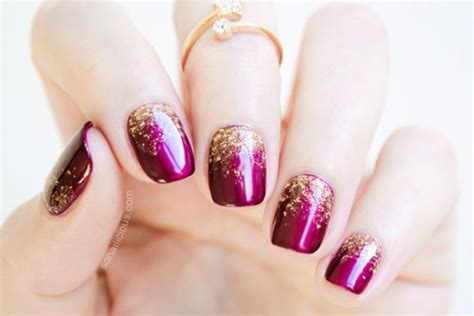 35 Gradient Glitter Ombre Nails To Add Glam Naildesigncode