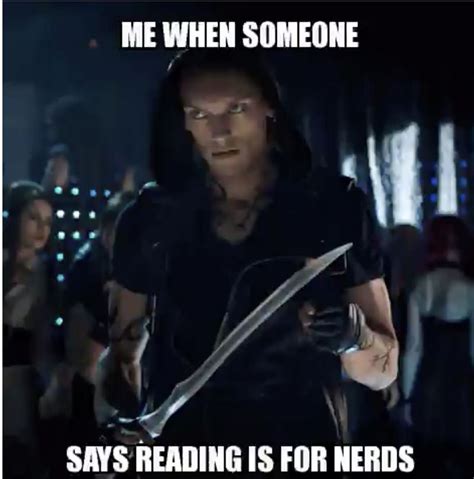 73 Funny Reading Memes That Will Make All Book Lovers Laugh