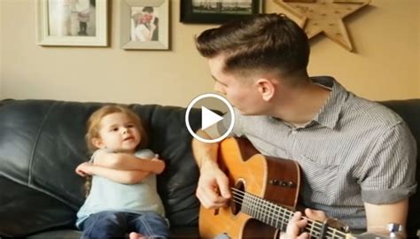 Niña Canta Con Su Padre Canción De Toy Story Video Viral