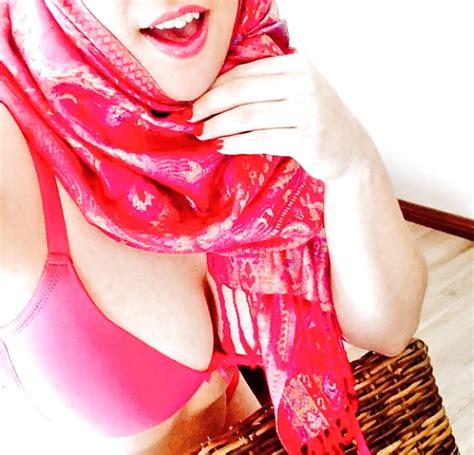 Turkish Hijab Tits Ass Lips Pussy Feet Meme Kalca Am Ayak Pics