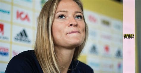 After joining from tölö if, rolfö scored nine league goals for jitex bk in her debut damallsvenskan season, 2011. Fridolina Rolfö klar för VfL Wolfsburg | Aftonbladet
