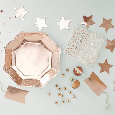 Buy rose gold confetti 14g from the table confetti & party poppers range at hobbycraft. Rose Gold Foiled Star Shaped Table Confetti By Ginger Ray | notonthehighstreet.com