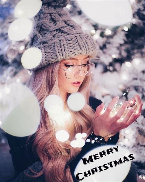 Merry Christmas Profile Dps For Girls Cool And Stylish Christmas Wishes