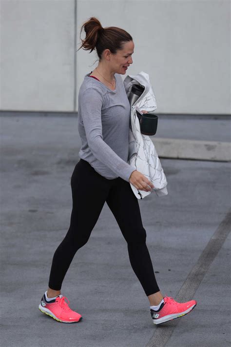 Jennifer Garner Arrives For A Morning Workout In Los Angeles 09302017