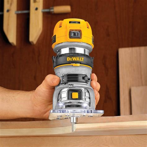 Dewalt Dwp611 1 14 Hp Max Torque Variable Speed Compact Router