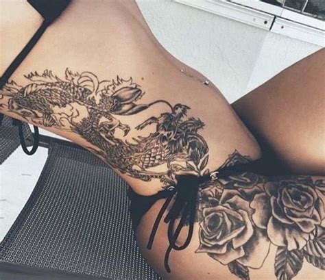 Pin By Jen Ai Marre♡ On 可愛い Baddie In 2020 Tattoos Henna Hand Tattoo Flower Tattoo