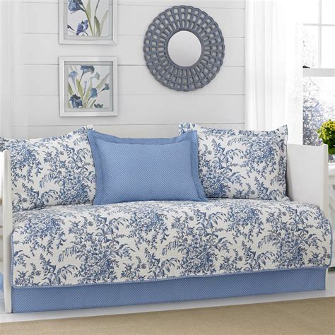 Laura Ashley Home Bedford 5 Piece Daybed Set And Reviews Wayfair
