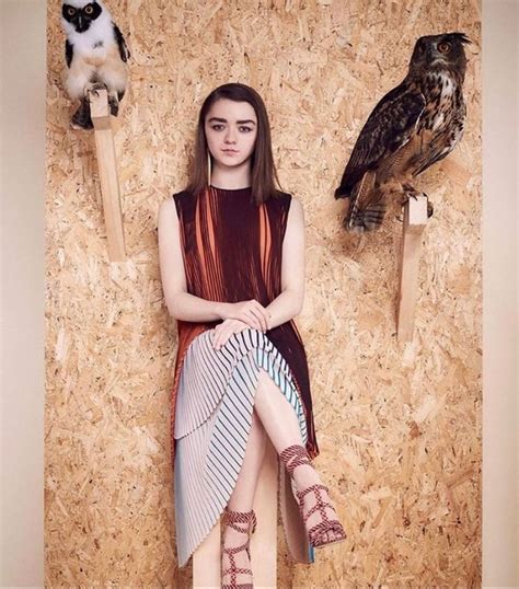 Maisie Williams My Jerkin Collection Pics Xhamster