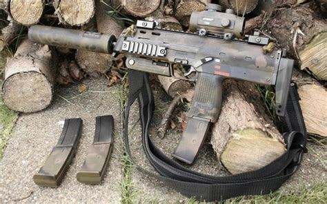 The hk 4.6×30mm (designated as the 4,6 × 30 by the c.i.p.) cartridge is a type of ammunition primarily used in the heckler & koch mp7 personal defense weapon (pdw). HK MP7A 4.6X30/20round mag Save those thumbs & bucks w ...