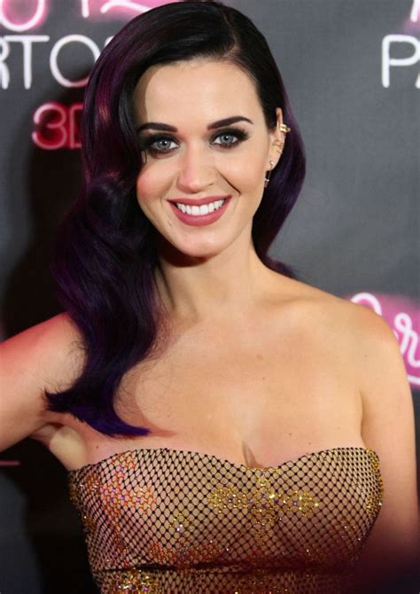 Katy Perry Deep Purple Hair Katy Perry Hair Katy Perry Katy Perry
