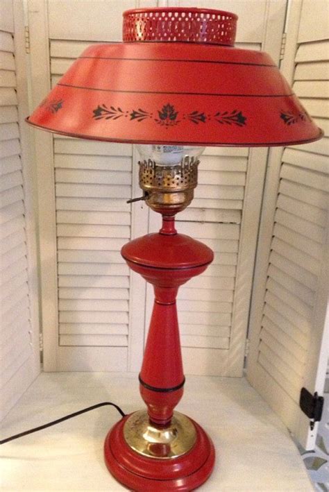 Vintage Metal Table Lamp Collectible Vintage 21 12 Electric Metal