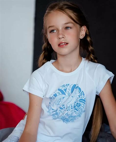 Little Girl Models Young 12 Telegraph