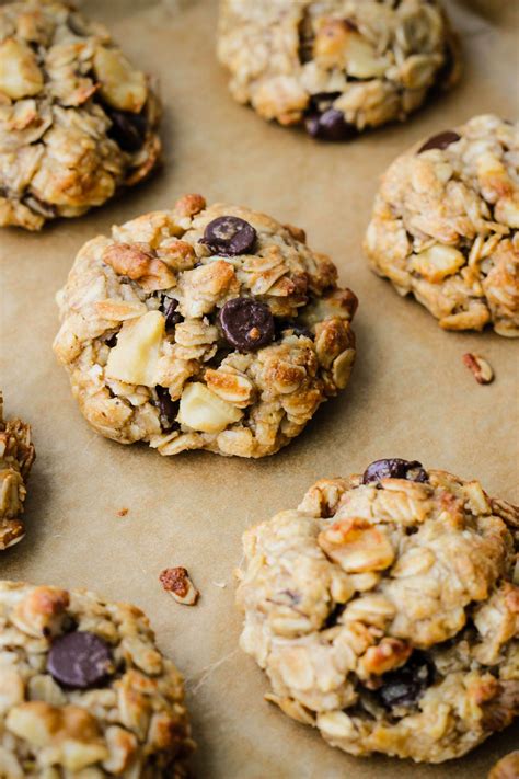 Diet.com provides diet, nutrition and fitness solutions. Dietetic Oatmeal Cookies / The best oatmeal raisin cookies ...