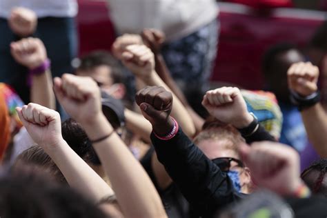 Black Lives Matter Fist Symbol Whats The Meaning Behind The Black