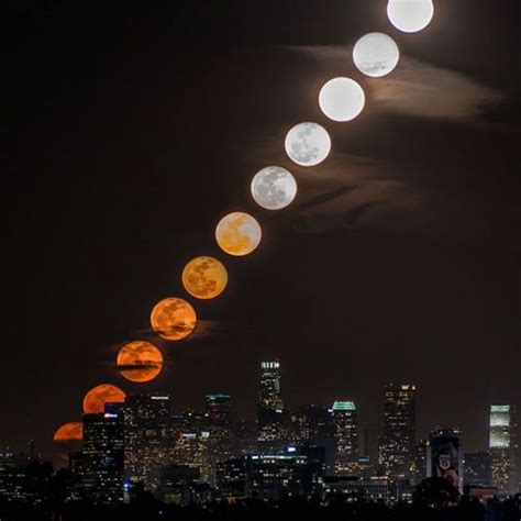 11 Photos Taken Over 28 Minutes Show The Moon Rising Over La Moon
