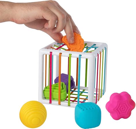 Fat Brain Toys Fat Brain Innybin Le Cube Sensorielles Jeunes Coloré