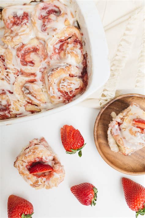 Roasted Strawberry Cinnamon Rolls Kennys Strawberry Farm Roasted