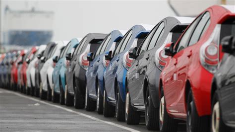 Rental car company Turo adds commercial listings and investors American