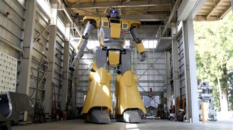 Japanese Engineer Builds Real Life Gundam Robot Reuters Video