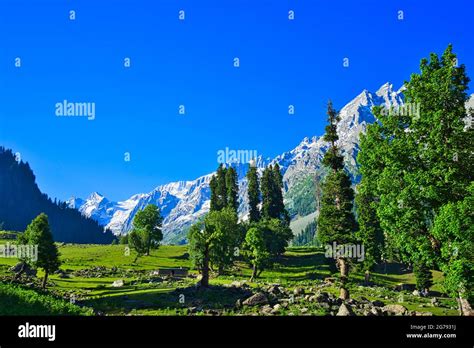 Beautiful Mountain Scenery Blue Sky White Clouds White Snow In