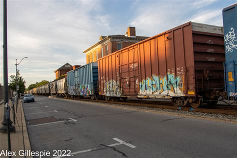 Sunbury Station 203 Aok Boxcar Aok Boxcar Heads South On T Flickr
