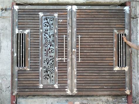 Pin By Jahid On Mengat Steel Gate Design Front Gate Design Grill