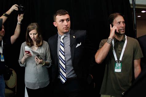 Johnny Manziel Autograph Session Under Ncaa Investigation According To Report