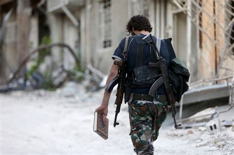 19 Photos Of The Life Of Free Syrian Army Fighters Business Insider
