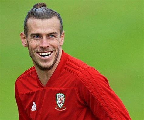 1 day ago · gareth bale missed a horror penalty after being handed a shock real madrid lifeline by starting sunday's friendly with ac milan in the no50 shirt. Gareth Bale Biography - Facts, Childhood, Family ...