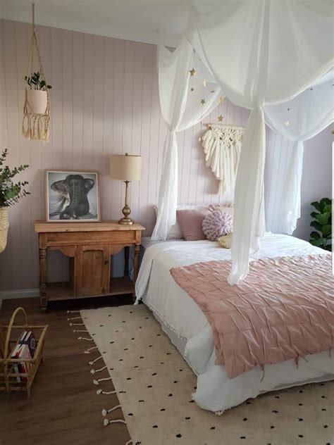 Tween Bedroom Ideas Pink And Natural Tones Somewhere Between Tween