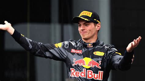 Arriving as formula 1's youngest ever competitor at just 17 years old, verstappen pushed his car, his rivals and the sport's record books to the limit. Max Verstappen sets new record for overtaking in 2016 | F1 ...