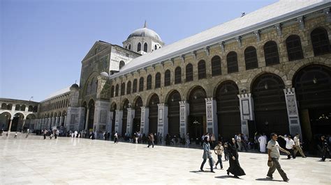 الجامع الأموي يشهد على تاريخ دمشق وحاضرها