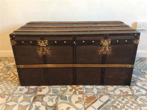 A Large French Travelling Trunk 672967 Uk