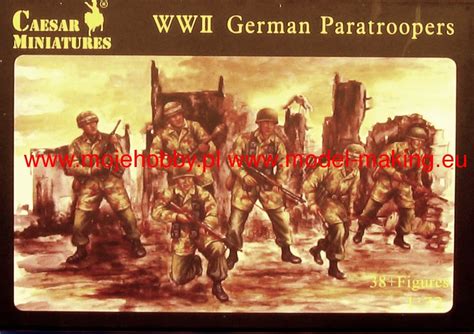 German Iiww Paratroopers Model Do Sklejania Caesar Miniatures H068