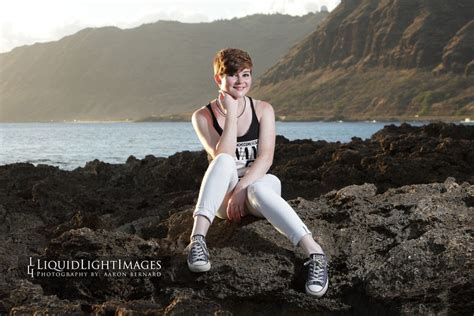 LiquidLightImages Hawaii Photographer Senior Portraits Jessica