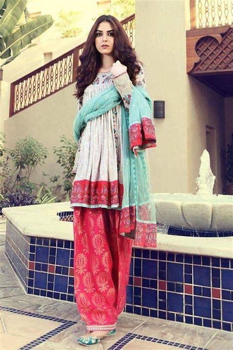 50 Stylish Lawn Dresses Stitching Designs In Pakistan Fashionglint