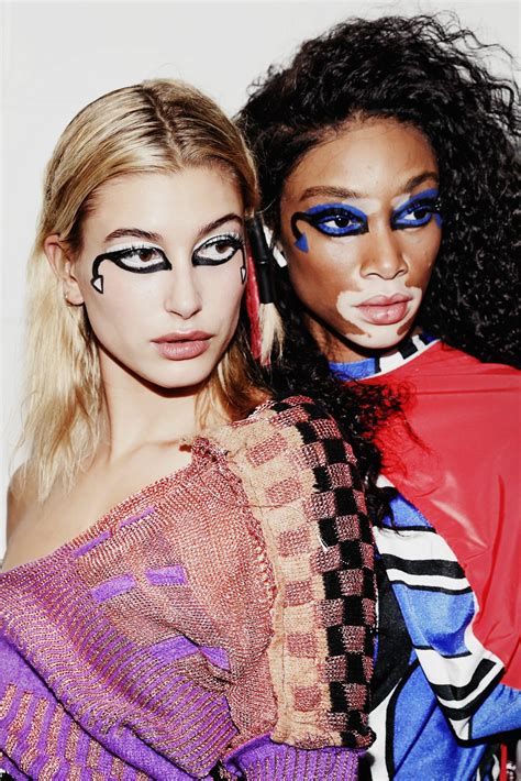 The Coolest Makeup Looks From London Fashion Week Cr Fashion Book