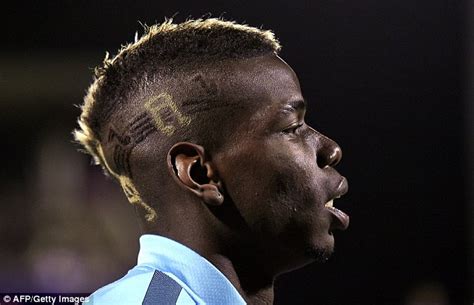 Mostly people like pogba hairstyles because these are short and stylish haircuts. Paul Pogba shows off new haircut as France are put through ...