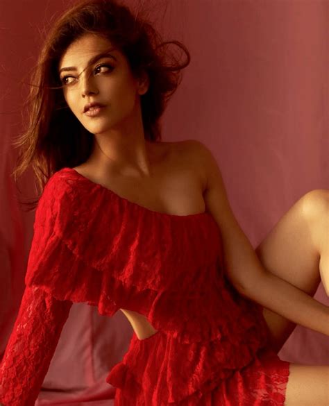 Actress Kajal Aggarwal Hot Photo Shoot Stills Social