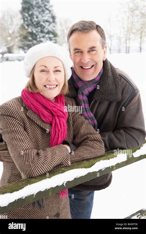 Portrait Mature Couple Winter Hi Res Stock Photography And Images Alamy
