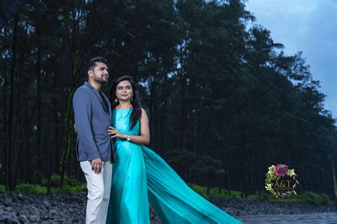 monil and vandana s pre wedding photoshoot on varsoli beach