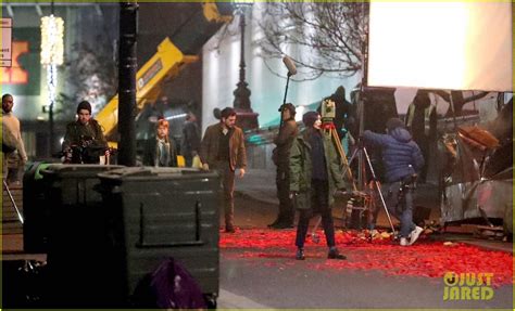 Game of thrones star kit harington is joinging the marvel cinematic universe as dane whitman, aka, black knight in the cast eternals. Full Sized Photo of kit harington richard madden reunite eternals set 23 | Photo 4420910 | Just ...