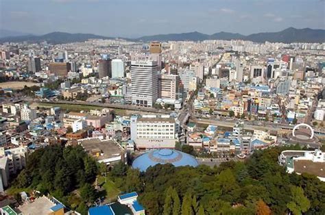 The 6 Best Places to Live in South Korea (There's More Than Just Seoul