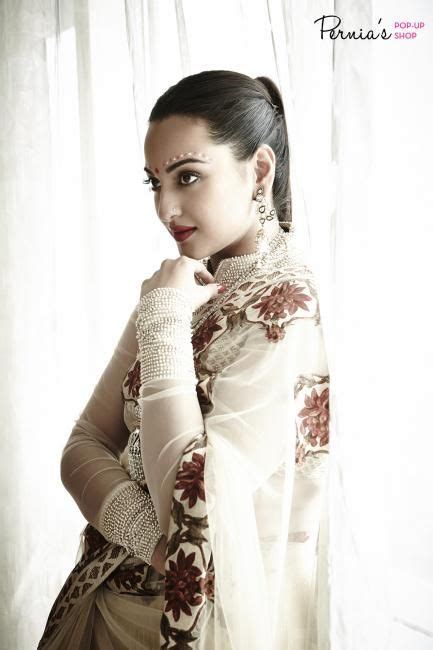 Sonakshi Sinha Saree Photoshoot Veethi Sonakshi Sinha Saree Fashion Bollywood Designer Sarees