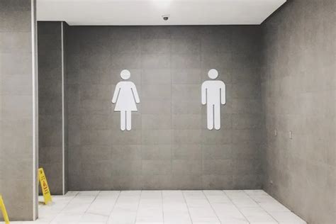 Mainstream Media Melts Down After Virginia Ruling On Girls Restrooms