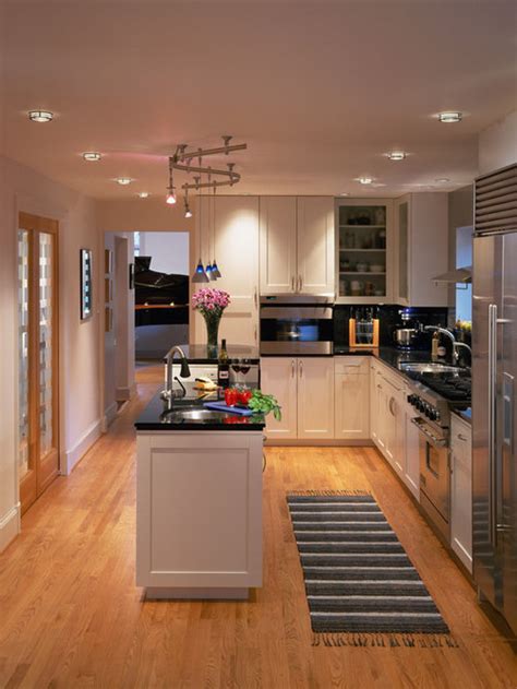 Usually found in smaller kitchens, this simple layout is space efficient without giving up on functionality. Narrow Kitchen Layout Ideas, Pictures, Remodel and Decor