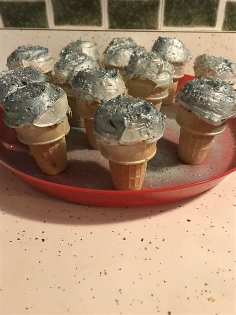 Microphone Cake Cones Cake In A Cone Microphone Cake Desserts