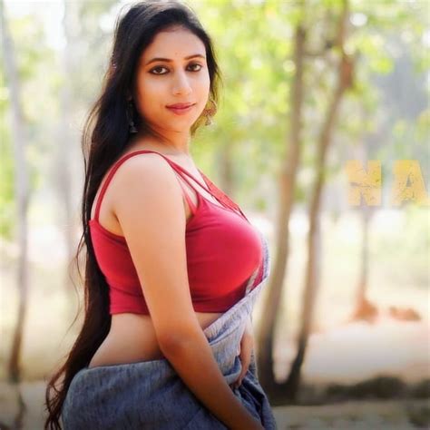Instagram And Youtube Sensation Nandini Nayek In Saree The Best Photo Gallery Online